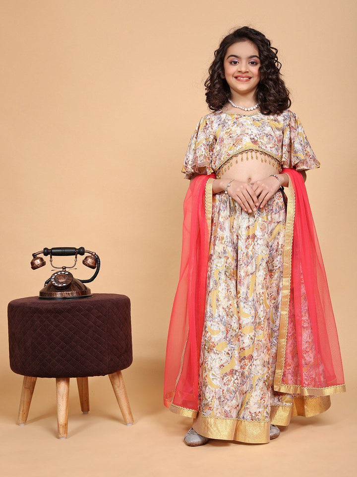girl posing in cream chaniya choli