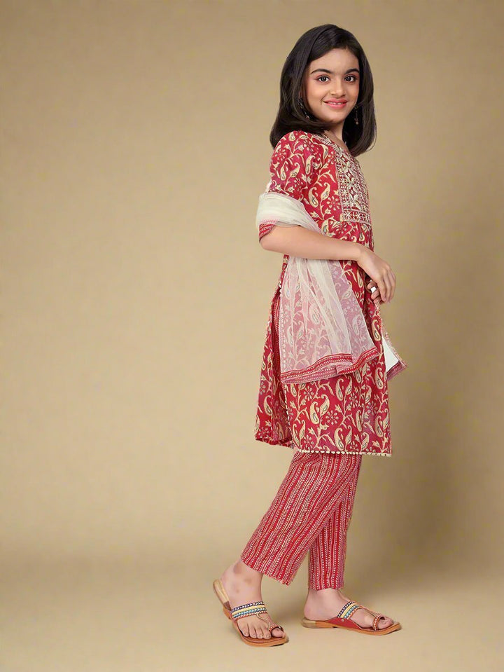 New girl suit - gracy